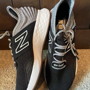 New Balance Fresh Foam ROAV Runners
